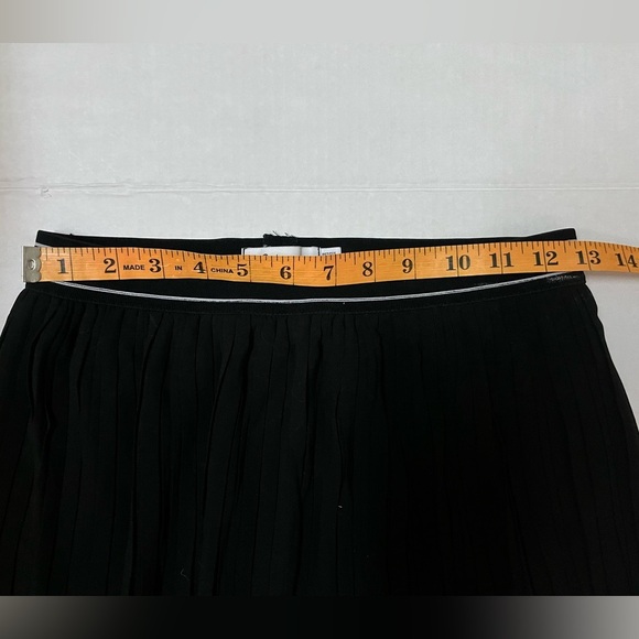 Reitmans Petites pleated midi skirt - Picture 9 of 9